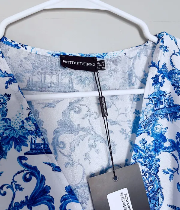 Pretty Little Thing Floral Midi Dress - Image 5