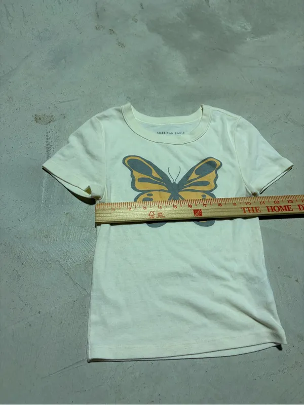 American Eagle Outfitters Cream cropped Tee with Yellow Butterfly XS - Image 6