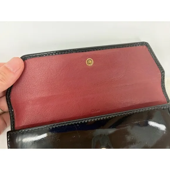 Luxury Chloé Black‎ Patent Leather Bow Continental Wallet Clutch Gold Hardware - Image 8