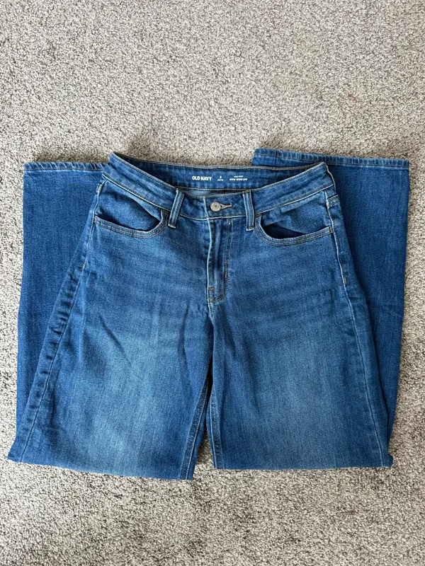 Old Navy Jeans - Image 2
