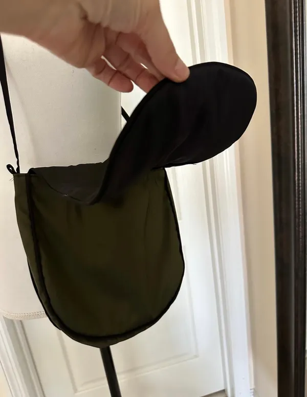 New Handmade Woman's crossbody shoulder Green bag. - Image 4