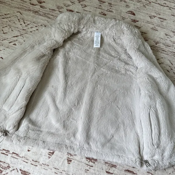 Time And Tru Warm Vest with Fur Lining - Image 2