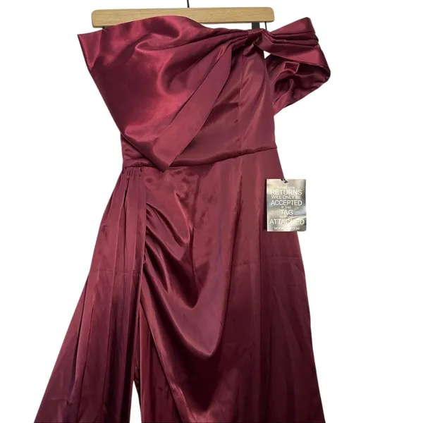 Moda Glam Vienna Statement Bow Gown With Sash‎ Merlot Size 6 Prom Wedding Guest - Image 8