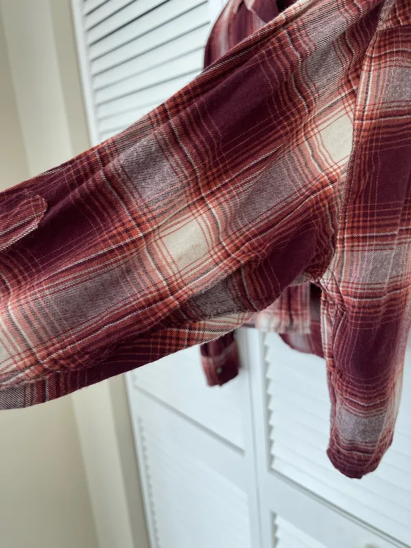 Abercrombie & Fitch Burgundy& Cream Plaid Crop Button Down Shirt - Image 6