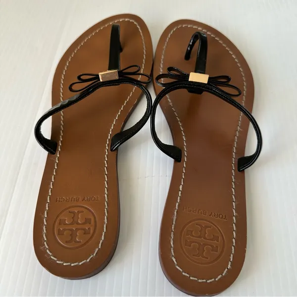 Tory Burch Leighanne Patent Leather Sandals Black, 8.5 - Image 9