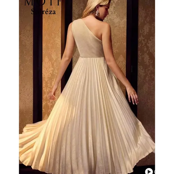 MOTF Premium Gold Metallic One Shoulder Pleated High-Low Formal Gown Size M - Image 2