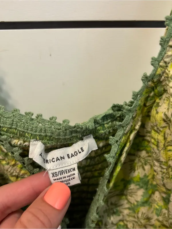 American Eagle Tie Front Floral Tank Top NWT - Image 4