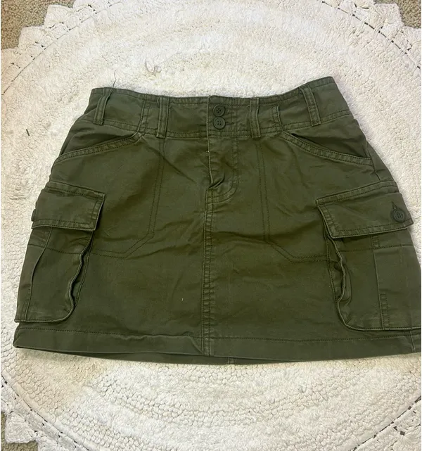 Brandy Melville Mini Skirt - Image 2