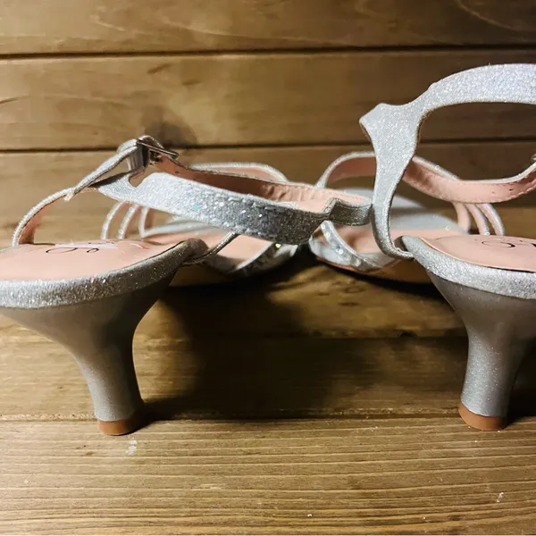 L Lorraine Berkly Silver Rhinestone Shoes Formal Prom Wedding kitten Heels Sz 9 - Image 5