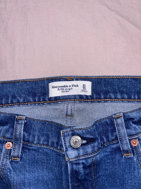 Abercrombie Mid-Rise Jeans - Image 2