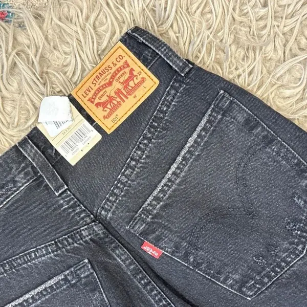 NWT Levi’s 501 black jeans size 24x30 - Image 8
