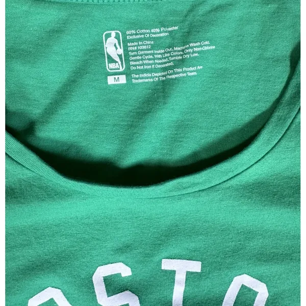 Boston Celtics NBA 1946 Women's Green Scoop Neck Long Sleeve Logo T-Shirt Size M - Image 2