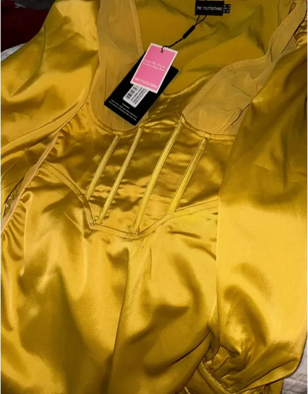 Dress Yellow Size 2 - Image 2