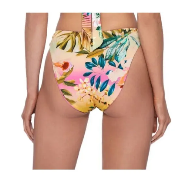 New. Pilyq/PQ oasis ruched reversible bikini. L-top/M-bottom. Retails $156 - Image 6