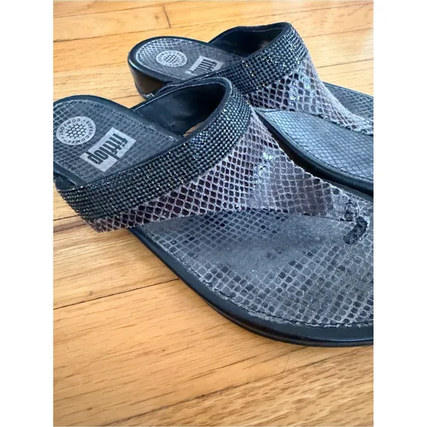 Fitflop Black Snake-Embossed Toe-Post Sandals size 9 - Image 2