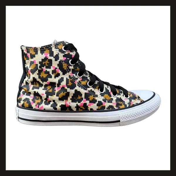 Converse Chuck Taylor All Star Pixel Leopard High Top Shoes Junior 5 Women’s 7 - Image 4