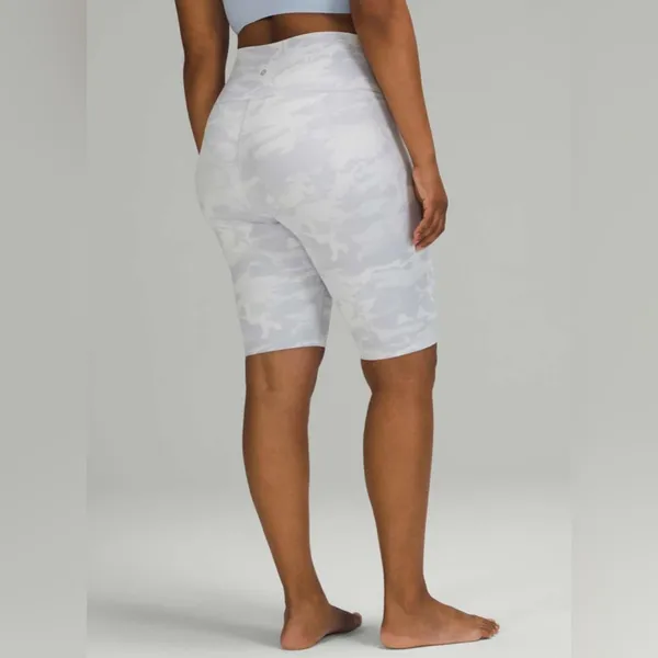 NEW Lululemon Wunder Under Short 10" *Ribbed - Image 5