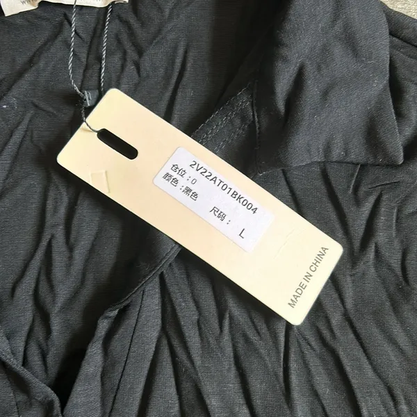 Vivilli black top Size L - Image 4