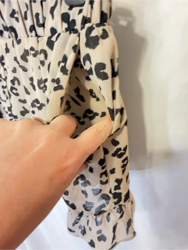 Harper Heritage Chic High Waist Leopard Print Shorts Size Medium - Image 9