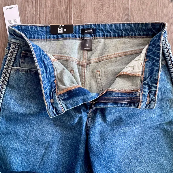 Express Straight Leg Ankle Jeans Braid Trim Casual Medium Wash NEW Women Sz 12 - Image 3