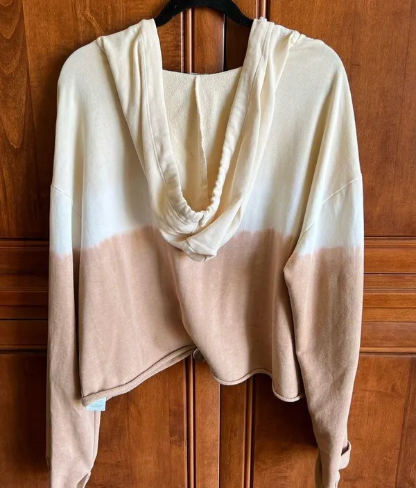 Beige/brown tye dye cropped hooded pullover Size L - Image 2
