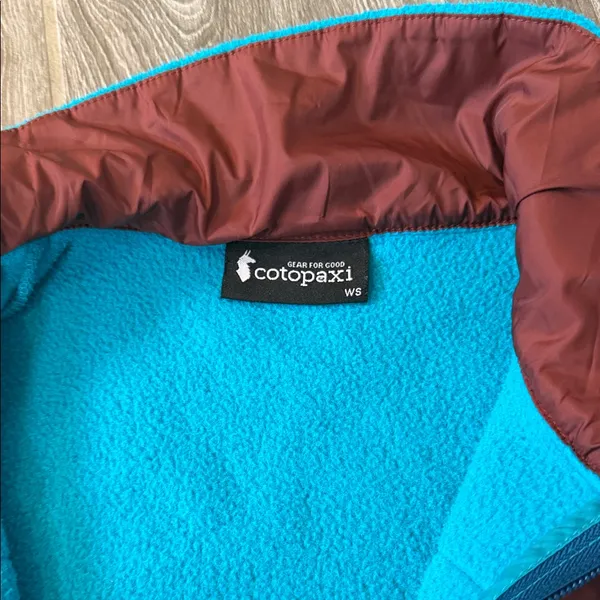 Cotopaxi womens size small Blue Fleece full zip classic Jacket with Stripes EUC - Image 4