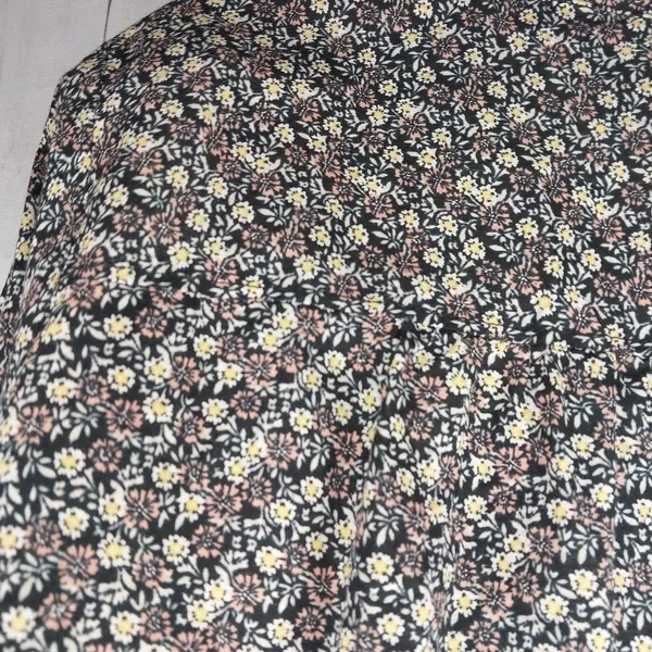 Loft Outlet Ditsy Floral Cottagecore Business Casual Boho Button-Up Blouse - Image 12
