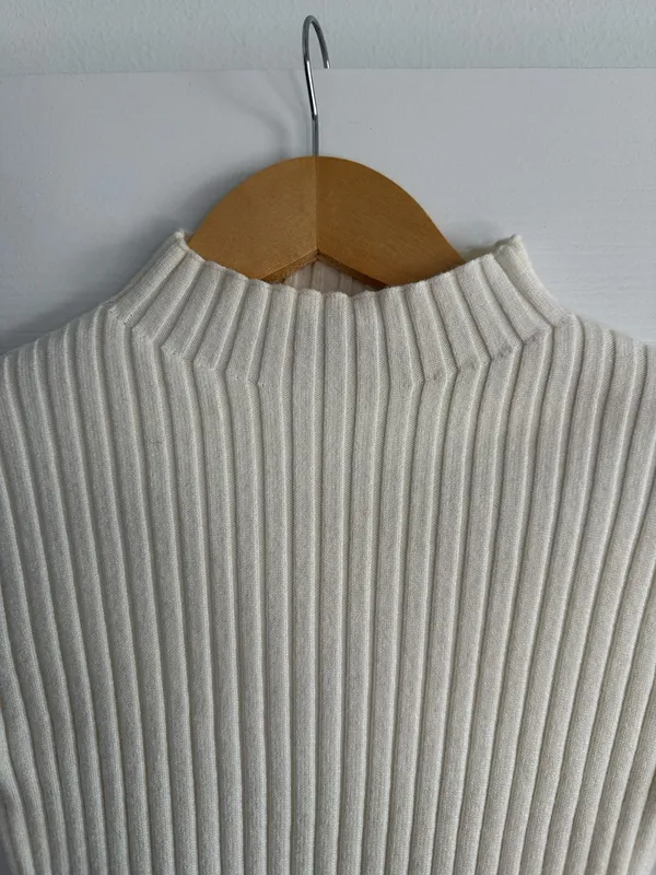Edikted Turtle Neck Cropped Long Sleeve Shirt XS - Image 5