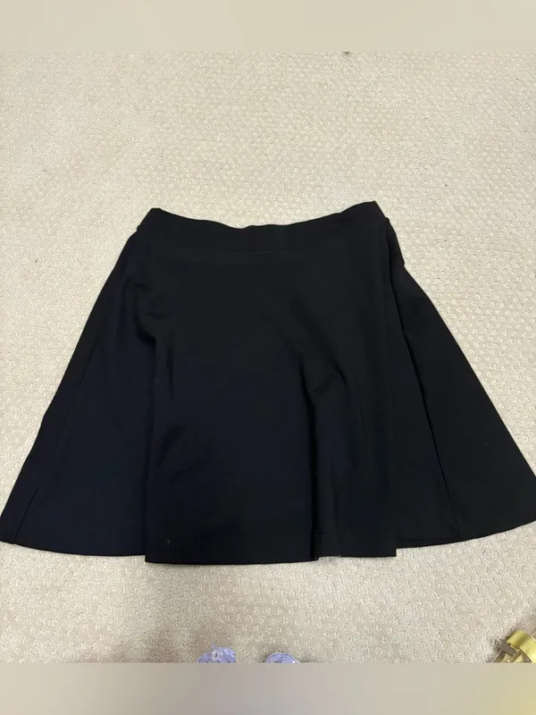 Old Navy Skirt - Image 2