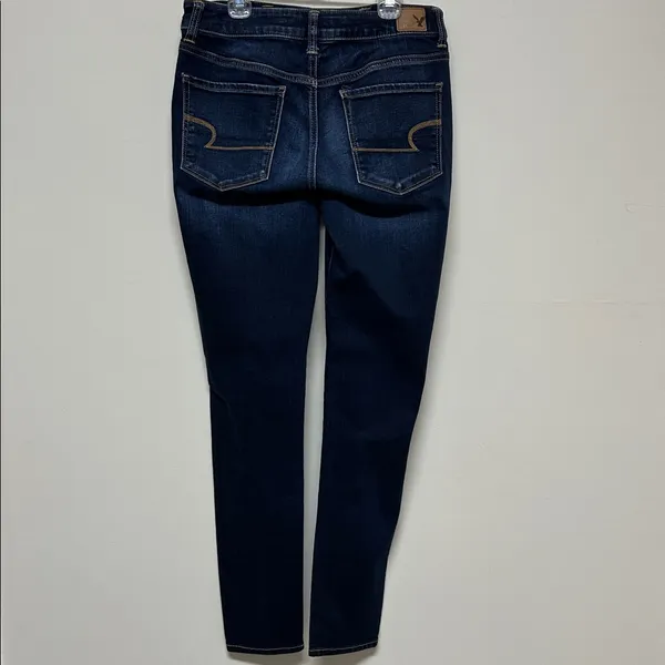 NWOT American Eagle Super Stretch Hi-Rise Jegging size 8 with acid washed areas - Image 9