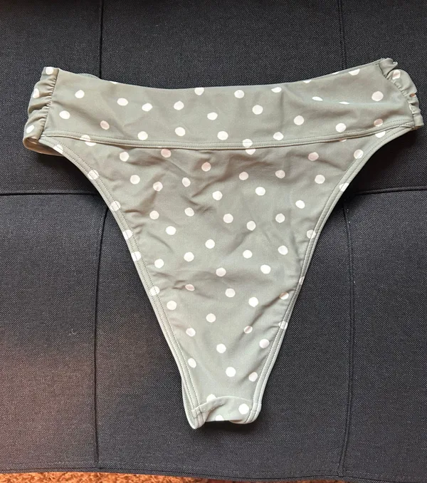 Abercrombie Swimsuit Bottoms - Image 4