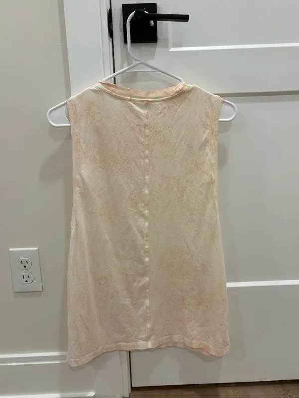 Lululemon All Yours Tank Size Medium - Image 3