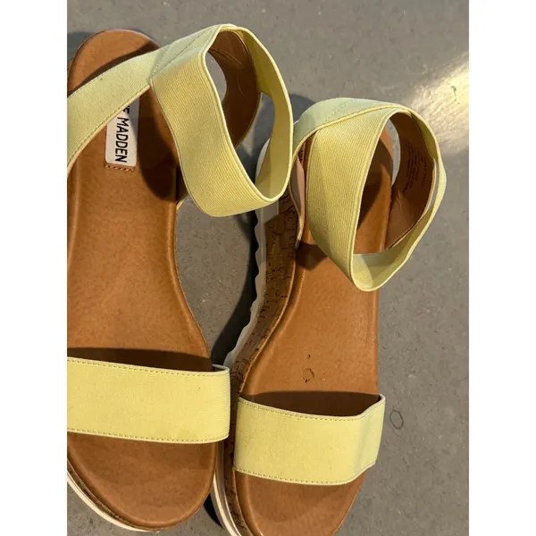 Steve Madden Elba Yellow Elastic Platform Wedge Sandals Women's 8.5M‎ - Image 4