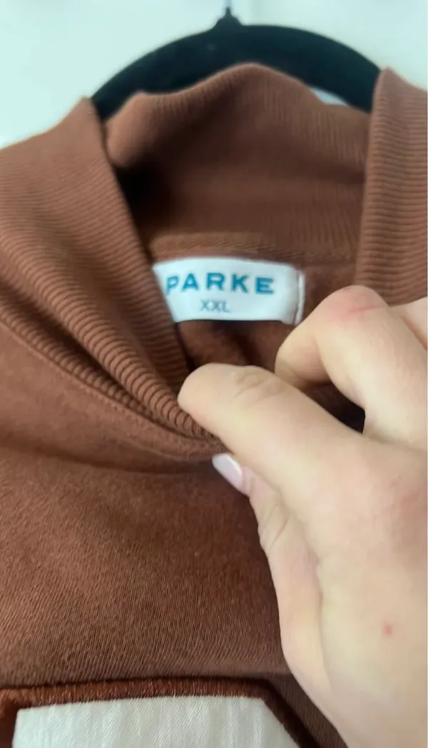 PARKE Brown Crewneck - Image 3