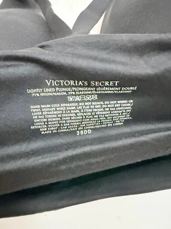 Victorias Secret Lightly Lined Plunge Bra Bralette Molded Cup Padded Black - Image 10