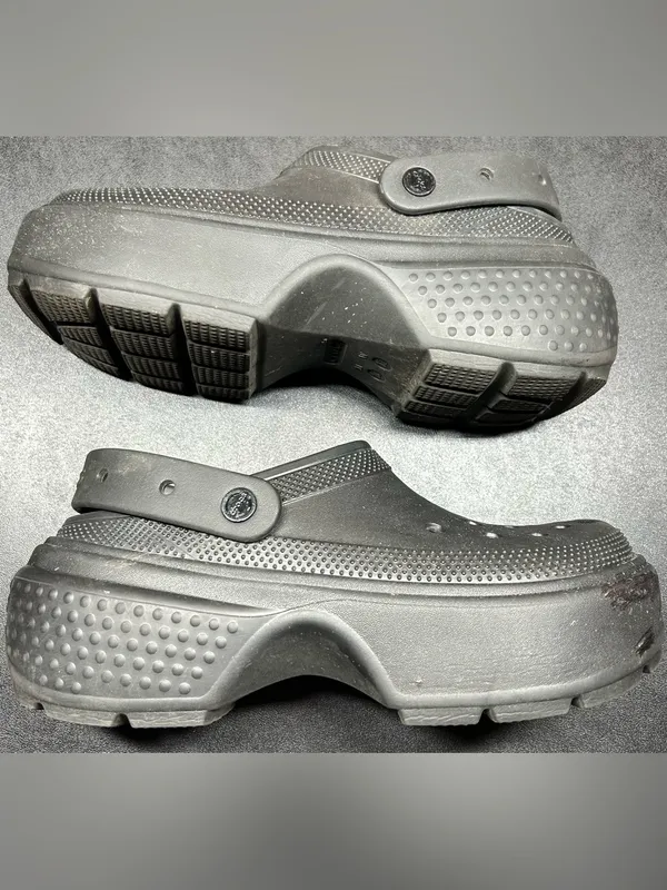 Crocs Size M10 W12 Black Comfort Iconic Stomp Platform Clogs - Image 2