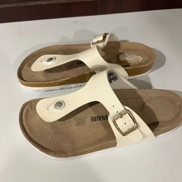 Cushionare Women's White Sandals size 9 - Image 2