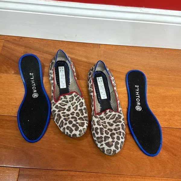 Rothy's The Loafer Women Leopard Print Red Trim Knit Flats‎ Size 8 - Image 4