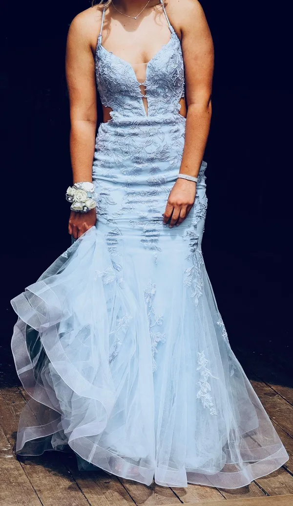 La Femme Prom - Image 3