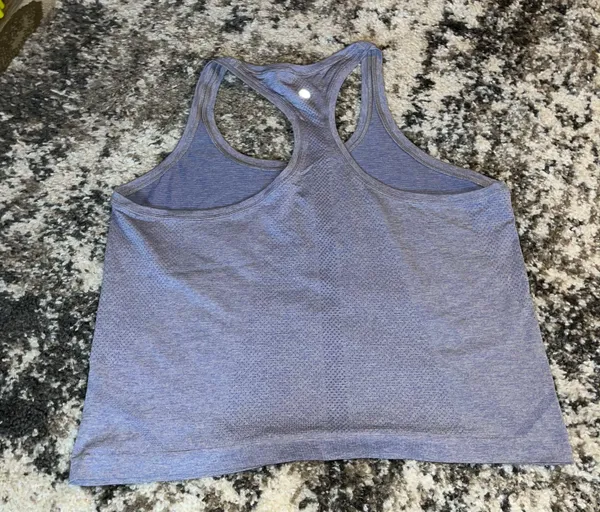 Lululemon Swiftly Tech Tank Race Length Size 14 - Image 3