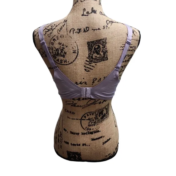Bali Comfort Revolution Lavender‎ Wireless Bra Smooth Seamless Everyday Wear - Image 2