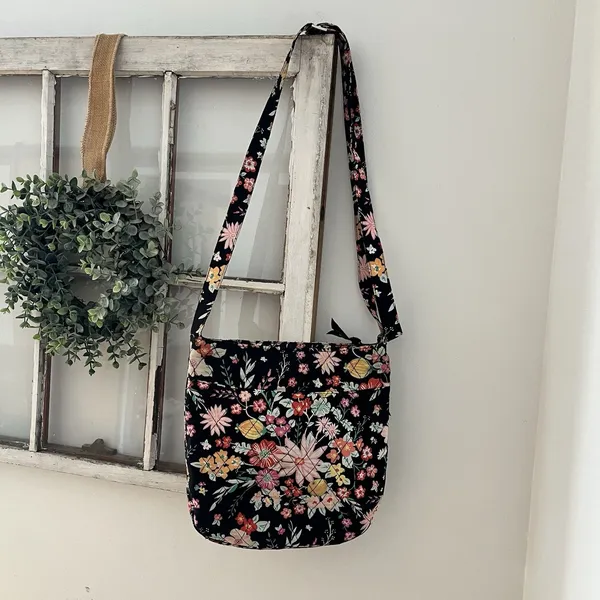 Vera Bradley Tangerine Twist Quilted Triple‎ Zip Hipster Cross Body Floral Purse - Image 3