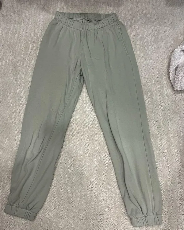 Brandy Melville green sweatpants - Image 3