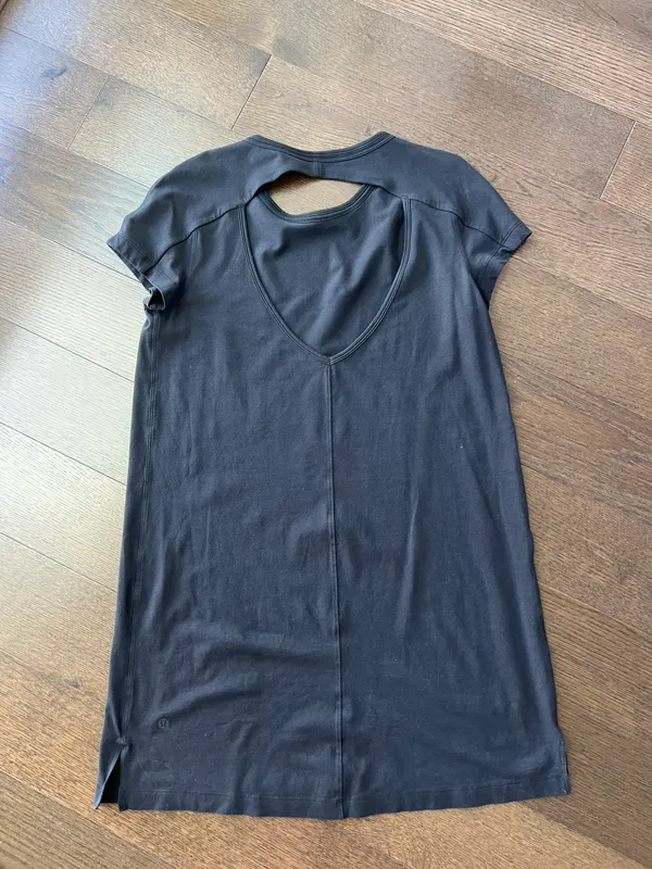 Lululemon black t shirt dress - Image 2