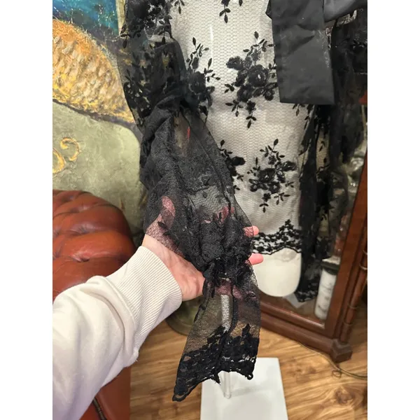 Women's EillyBazar Black Lace Blouse M Size M - Image 2