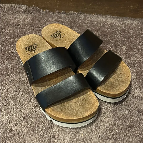 Reef Cushion Black Vista Hi platform slip on two strap chunky sole sandals - Image 3