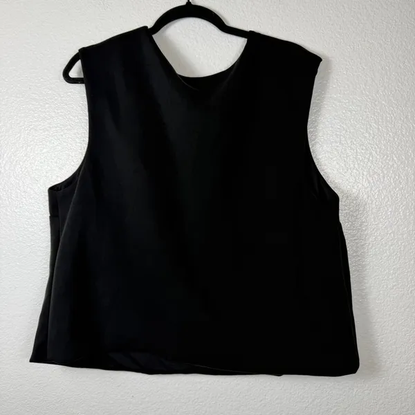 A‎ New Day Black Top - Image 4