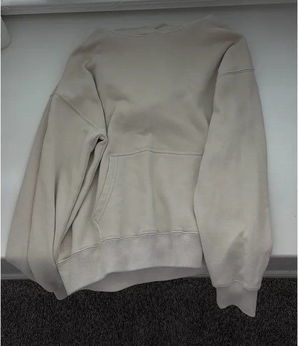 cream hollister hoodie - Image 2