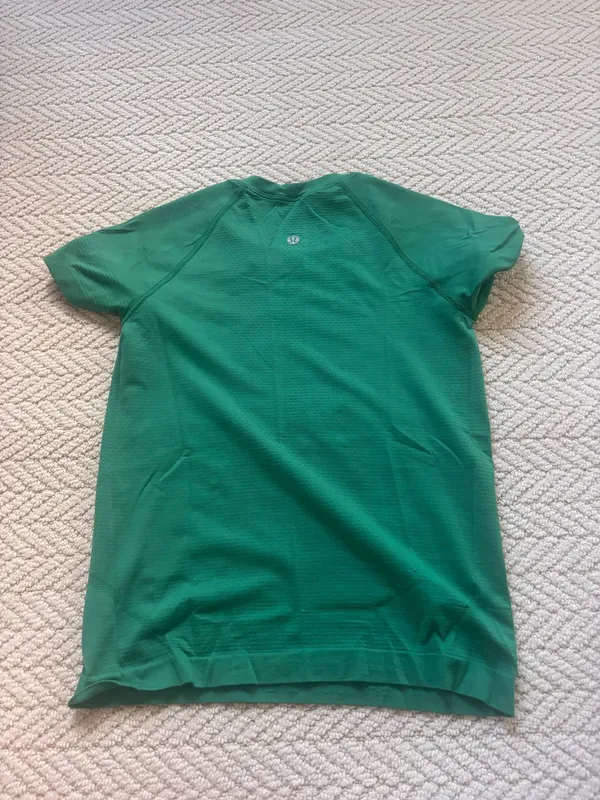 Lululemon Swiftly Tech 2.0 Short Sleeve - Image 2