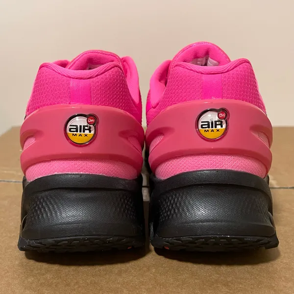 Nike Air Max DN8 Hyper Pink Black Sneakers FQ7860-600 Size 6 Mens 7.5 Womens New - Image 5